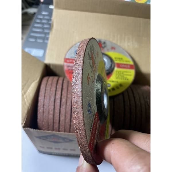 Đá mài sắt 1 tấc sư tử lionking màu đỏ kích thước 100x6x16mm