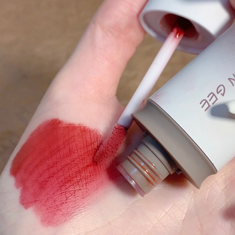 Son Môi Nhung Lì Qibest Lâu Trôi Chống Thấm Nước Với 6 Màu Lựa Chọn Cho Nữ