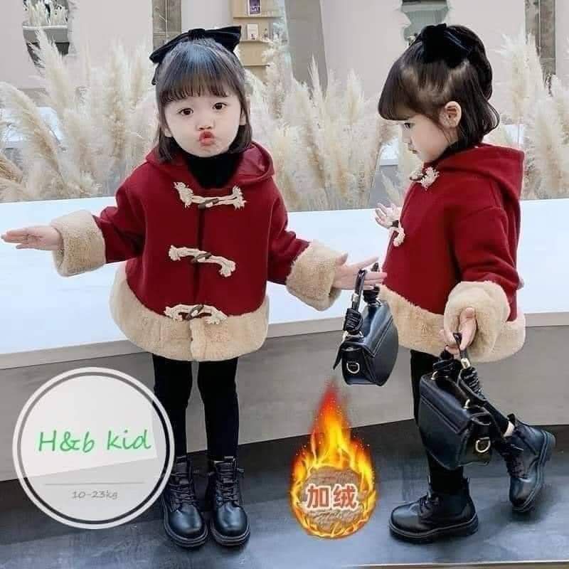Áo khoác nhung đỏ gái