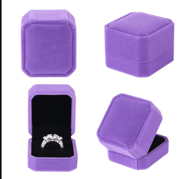 Sale 70% Hộp nhung đính hôn cổ điển dùng để trưng bày nhẫn cưới, #7 WIN.E red Giá gốc 33,000 đ - 64A35