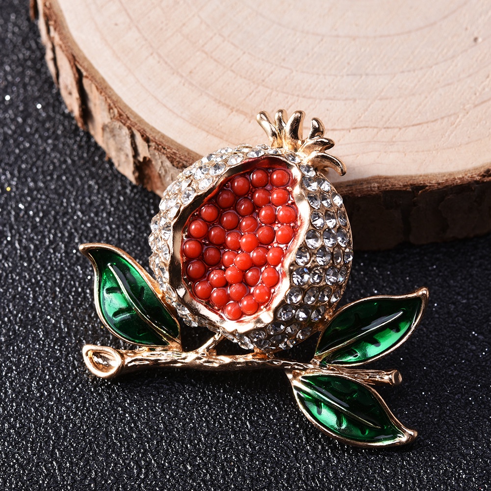 Ghim Cài Áo Hình Trái Lựu Đỏ Đính Đá Ngọc Trai Sang Trọng Thời Trang Dễ Phối Đồ