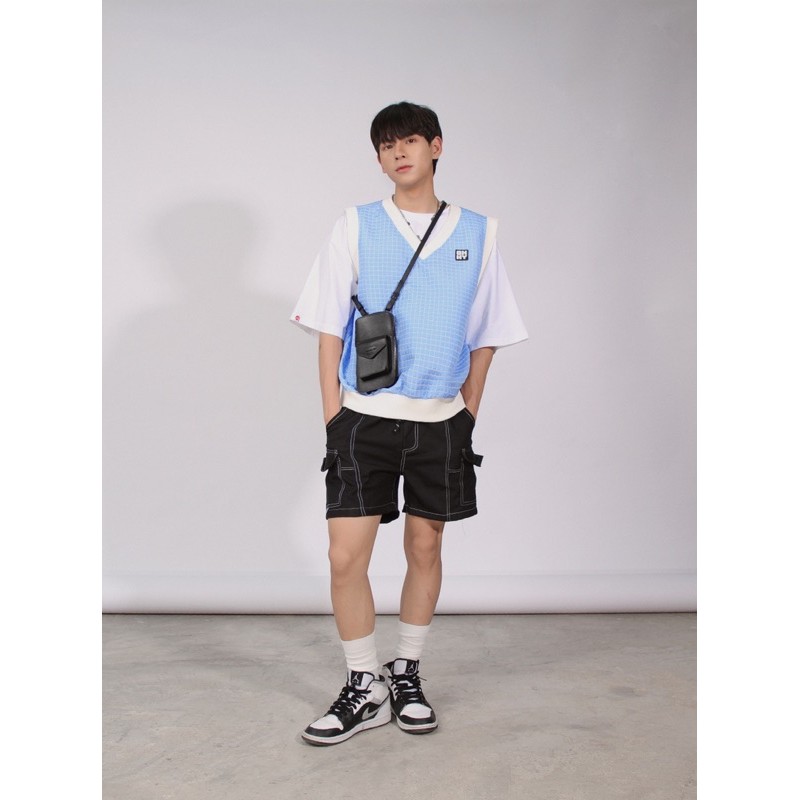 Quần Shorts Chỉ đột túi hộp - Shorts Asymmetric Pocket OHNIL