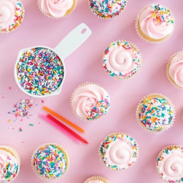 Kẹo đường, cốm trang trí bi tròn 2mm dùng trang trí các loại bánh sinh nhật, donut, cupcake