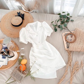 Đầm trắng tay phồng tà xéo