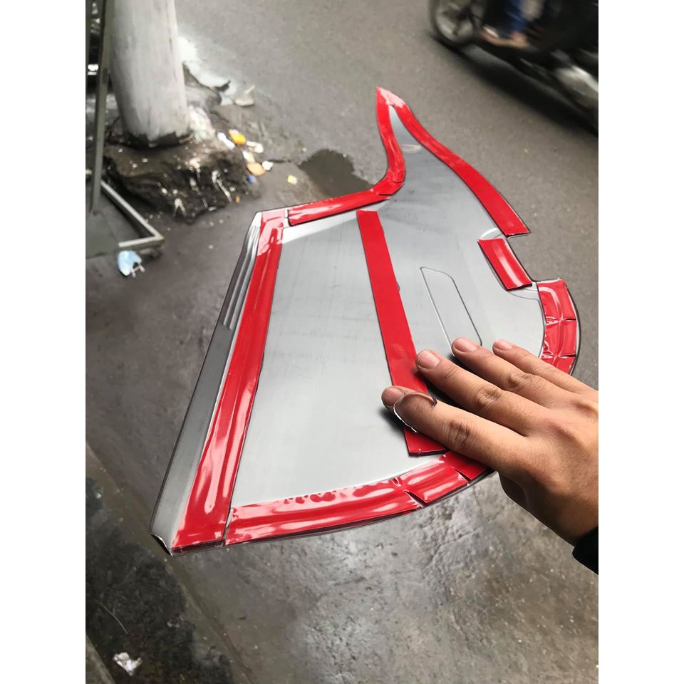 Bộ Ốp Trang trí Màng Loa, Ốp Tapli Cánh Cửa Toyota Camry 2023-2019 Mẫu Vân Titan xước Cao Cấp
