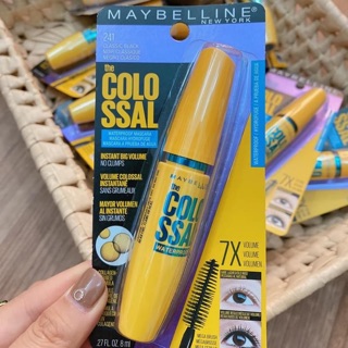 Chuốt mi Maybeline màu đen vỏ vàng