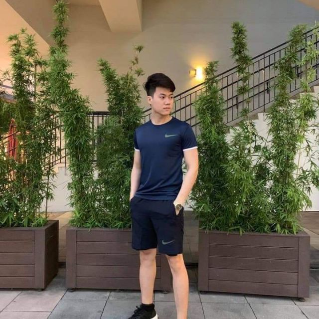 Combo quần áo thể thao cho khách