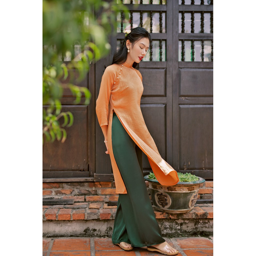 Sumire Store Áo dài Dáng xưa Yên Phương Cam