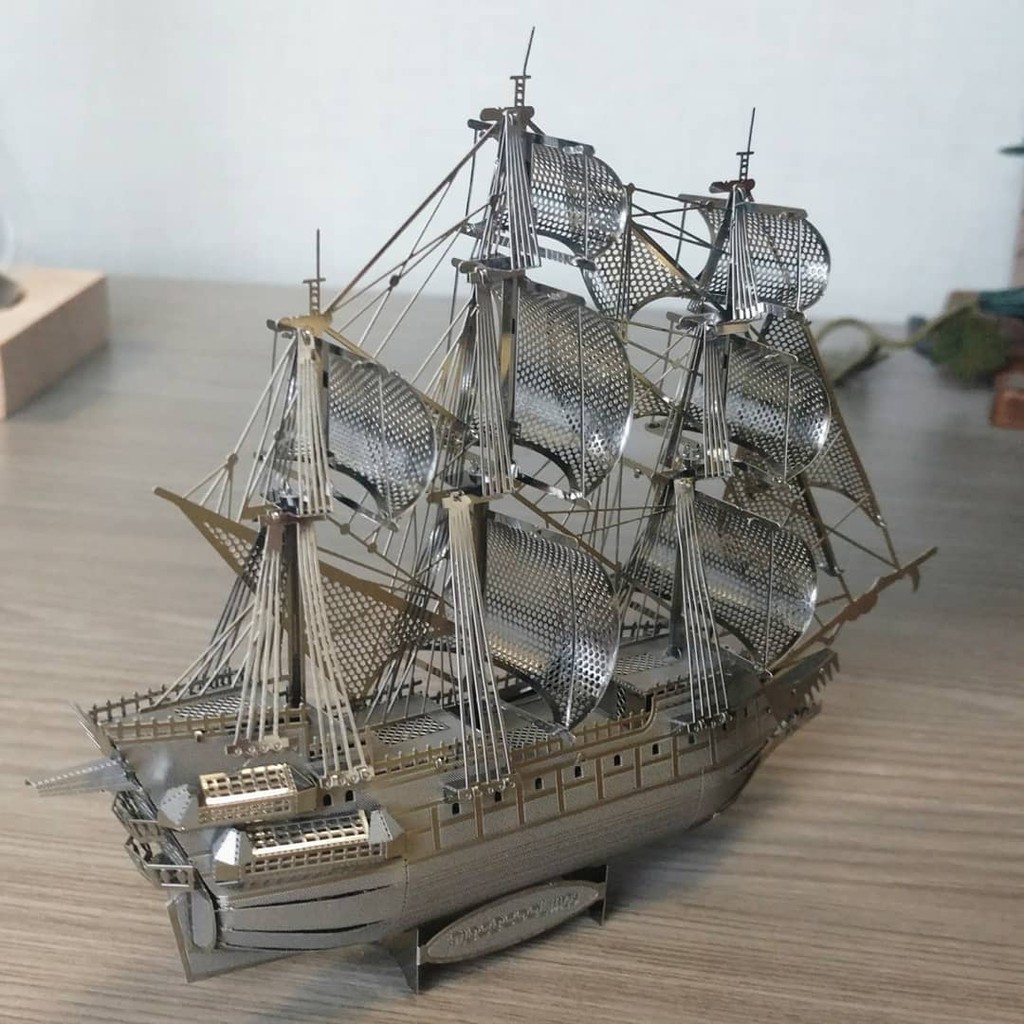 Mô hình 3D kim loại lắp ráp tàu người Hà Lan bay The Flying Dutchman [ Chưa lắp ]