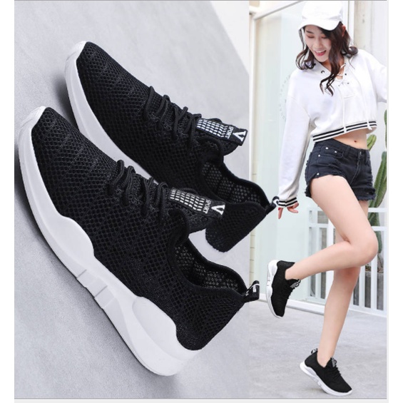 &lt;Khuyến Mãi 10/10&gt;Giày Thể Thao Đế Mềm Thoáng Chân Dành Cho Nữ QQ18