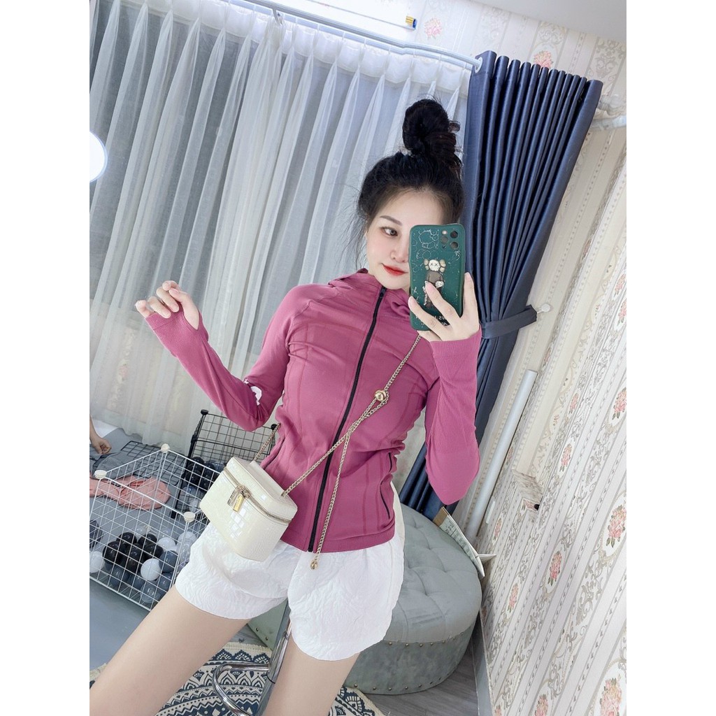 ÁO KHOÁC THỂ THAO NỮ TẬP GYM, TẬP YOGA THUN CO GIÃN 4 CHIỀU.CÓ 2 TÚI NGOÀI ĐÂY KÉO CHẮC .HÀNG QUỲNH CHÂU CAO CẤP