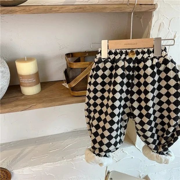 Quần Dài Vải Nhung Dày Kiểu Mới Dễ Phối Đồ Thời Trang Thu Đông Cho Bé