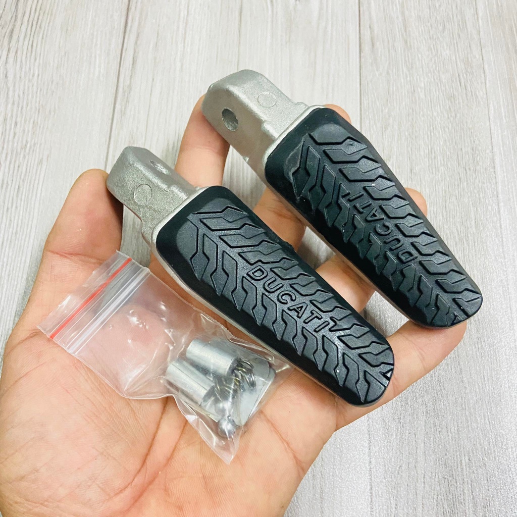 CẶP GÁC CHÂN SAU DUCATI MẪU MỚI TRANG TRÍ CHO NHIỀU DÒNG XE CAO CẤP