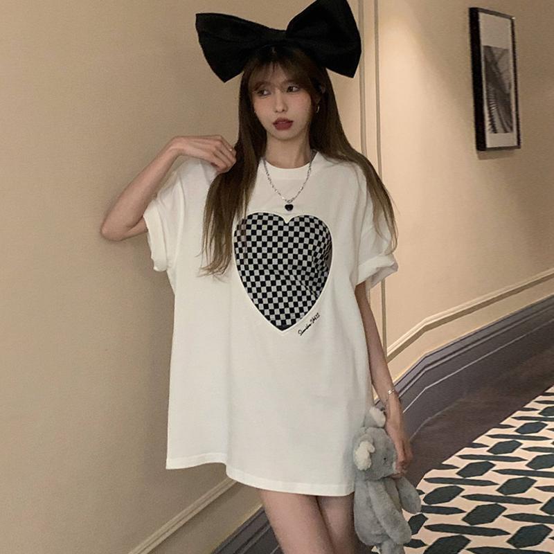 Áo Thun Tay Ngắn Cổ Tròn In Hình Trái Tim Khoét Rỗng Phong Cách Đường Phố Thời Trang Mùa Hè Chất Lượng Cao Cho Nữ