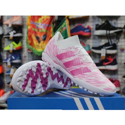 Giày Bóng Đá Nemeziz Messi 18.3 Trắng Vạch Đen, Trắng Hồng TF