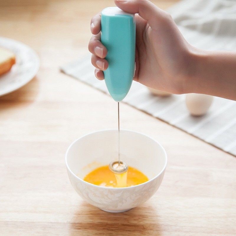 Máy đánh trứng, tạo bọt cà phê cầm tay mini Sử dụng nguồn từ pin 3A, có 3 nút điều chỉnh tốc độ