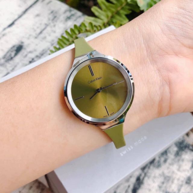 Đồng hồ nữ Calvin Klein K4U231WL Thụy Sĩ - Dây Silicone - Chống nước 30m - size 34mm chính hãng | BigBuy360 - bigbuy360.vn