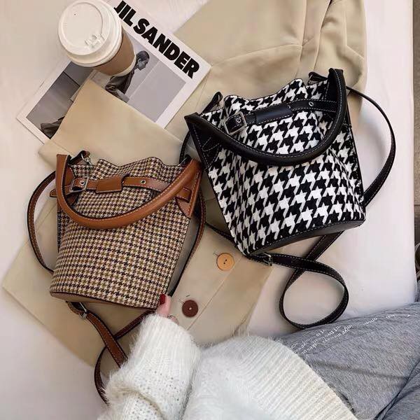 CÓ SẴN - Túi xách dáng xô họa tiết harem cao cấp