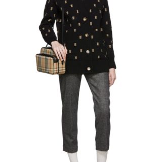 Áo Len Burberry Cardigan Đen