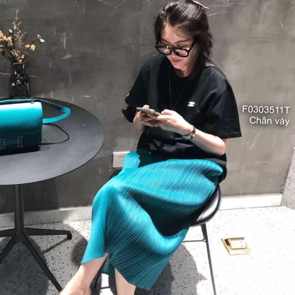 Chân váy dập ly dáng suông dài xẻ tà sau!