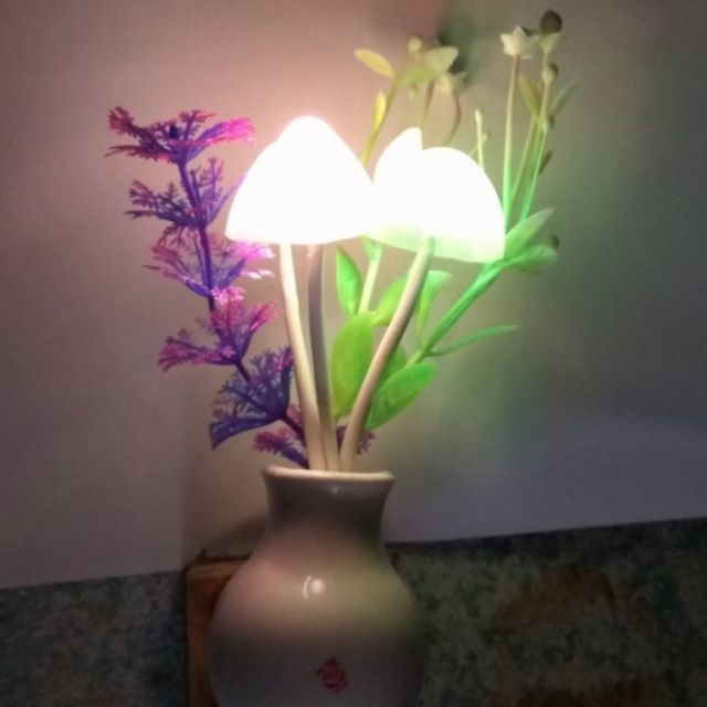 ĐÈN NGỦ CẢM ỨNG LED HÌNH CÂY NẤM