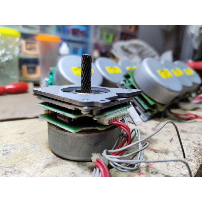 Động cơ không chổi than , mạch 2 tầng , brushless motor .