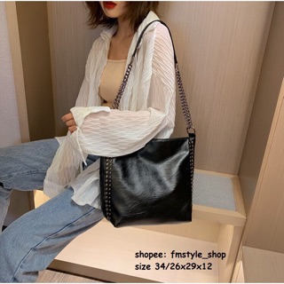 Túi tote nạm đinh