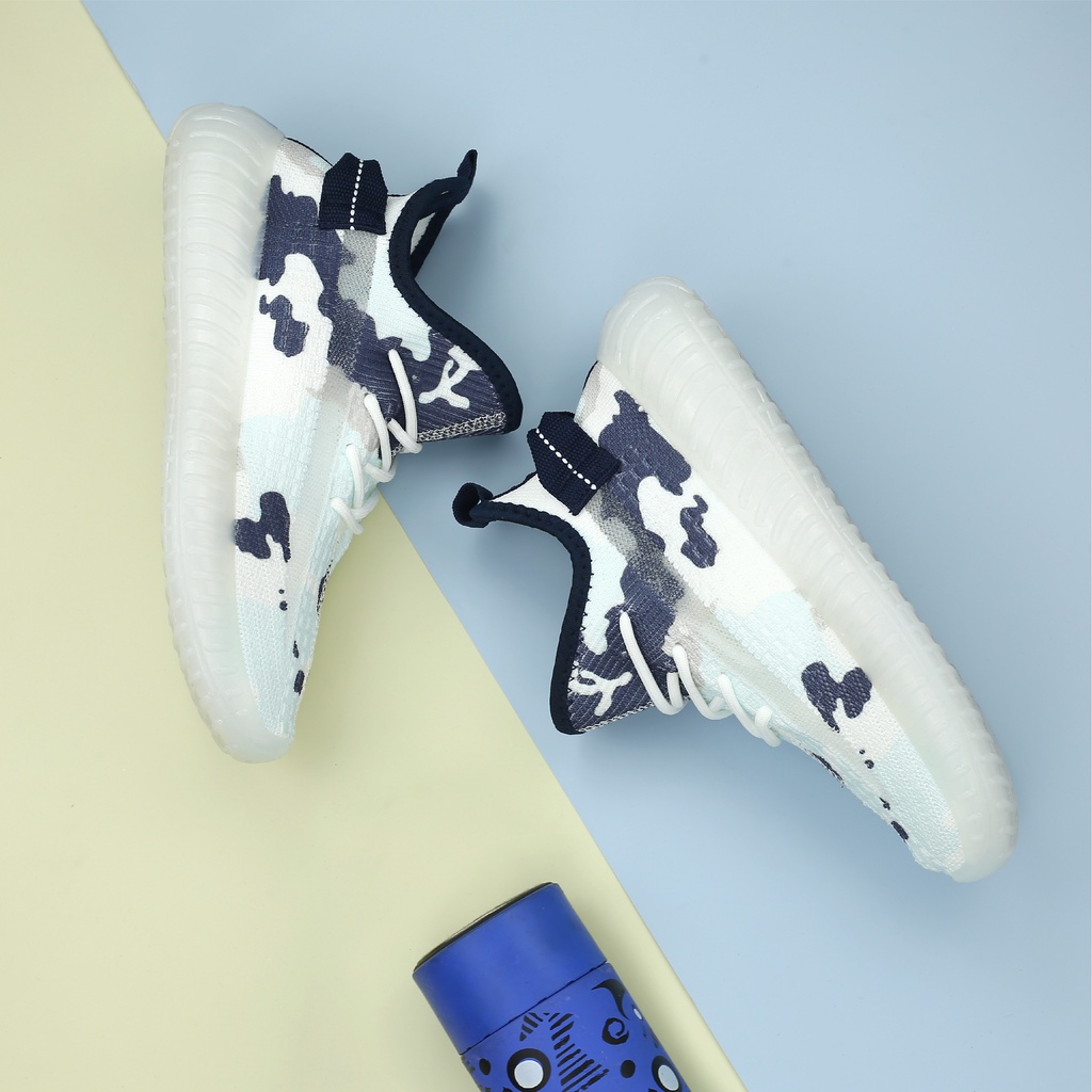 Giày Thể Thao Nữ Đế Cao Sneaker Vải Co Dãn Đế Êm Thích Hợp Đi Làm, Đi Chơi, đI Học BLUEWIND 68820