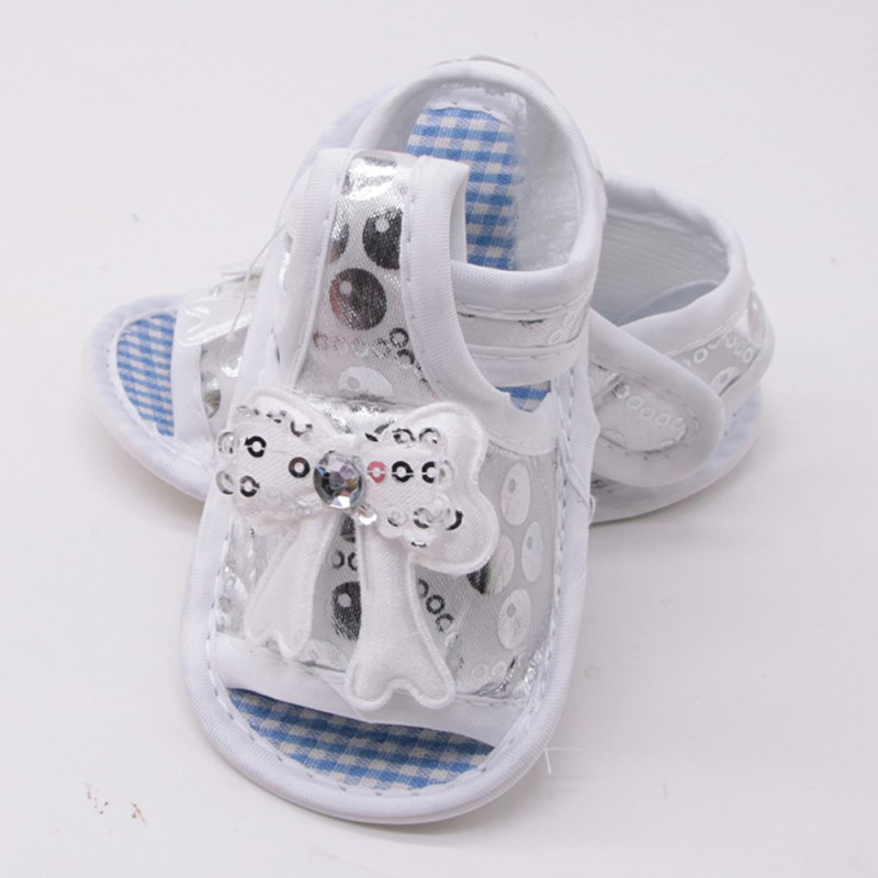 Giày sandals đính nơ đáng yêu cho bé