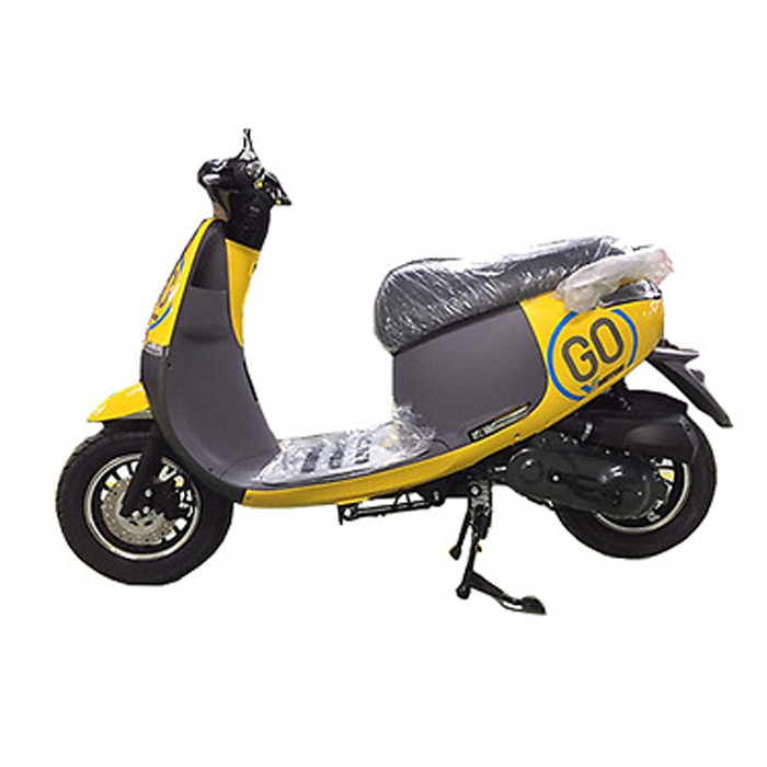 Xe ga 50cc Gogo Vmotor màu vàng mới nhất