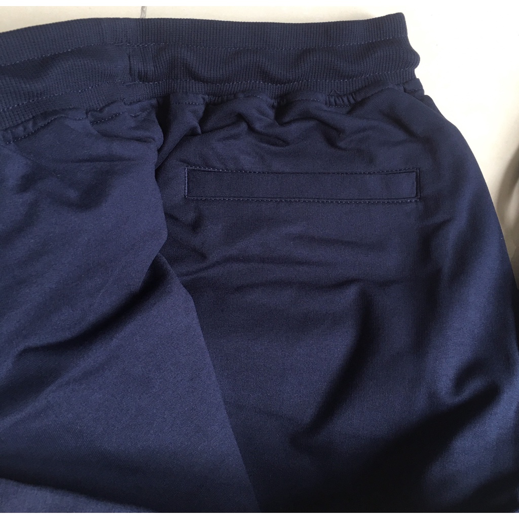 Quần Short Aristino ASO031s1 Regular Màu Xanh Tím Than còn size M/L/XL/XXL