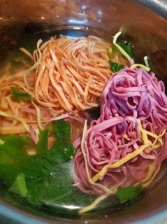 Mỳ gạo lứt rau củ