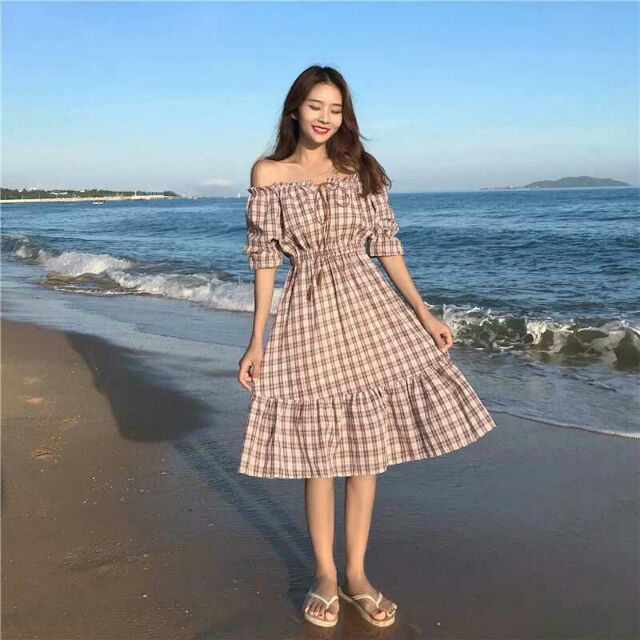 (Có sẵn) Váy trễ vai đuôi cá caro thắt eo xinh xắn | BigBuy360 - bigbuy360.vn