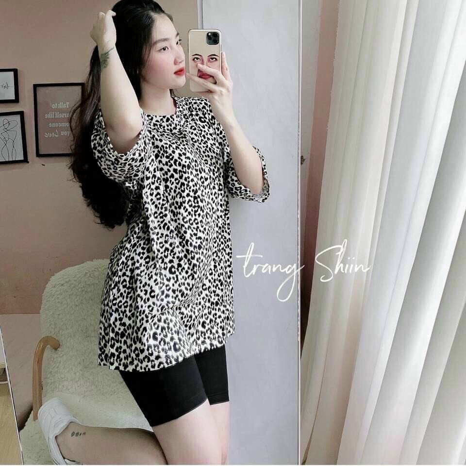 Sét bộ áo cộc quần lửng áo hổ trắng cổ tròn kết hợp với quần lengging siêu xinh cho các nàng đi dạo phố