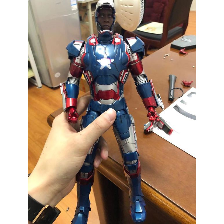[Ành thật] Mô hình Iron man Patriot HC Hochoi 1/6 30cm - Avengers