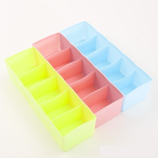 Khay đựng vớ và đồ lót 5 ngăn bằng nhựa tiện dụng