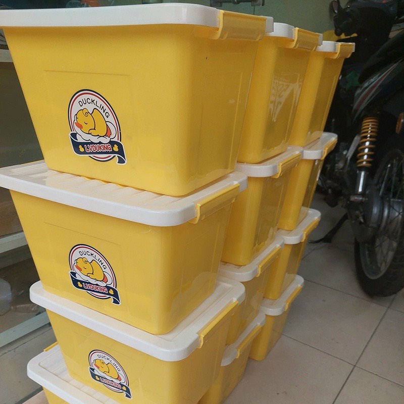 Thùng 10 Gói Khăn Giấy Ướt Vịt Vàng Tiện Dụng Siêu Đáng Yêu Tặng Thùng Nhựa Xinh Xắn