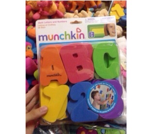Bộ chữ xốp Munchkin