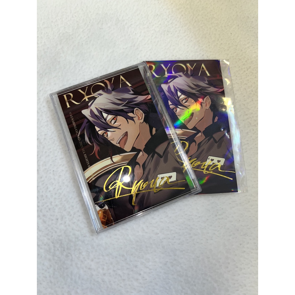 Hộp bảo vệ thẻ bài