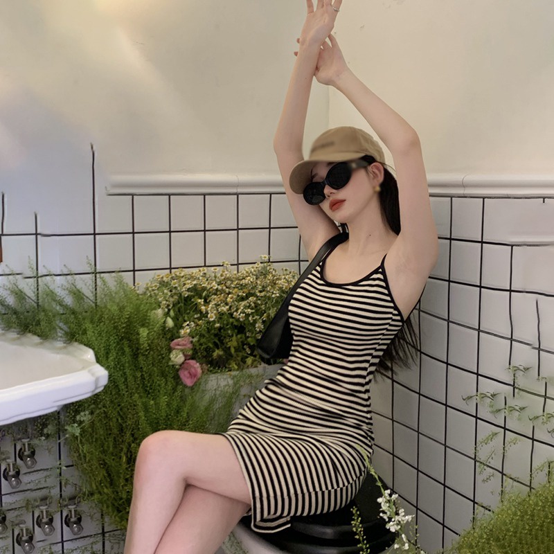 Đầm Ôm Hở Lưng Họa Tiết Kẻ Sọc Phong Cách Hàn Quốc Quyến Rũ Cho Nữ