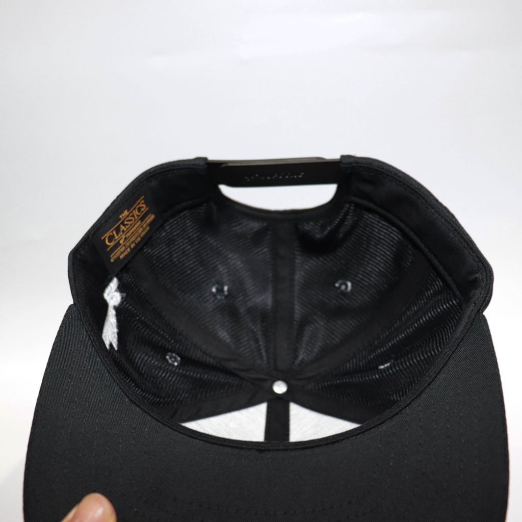 Mũ NHS Snapback Full Đen Soái Ca DGK001.