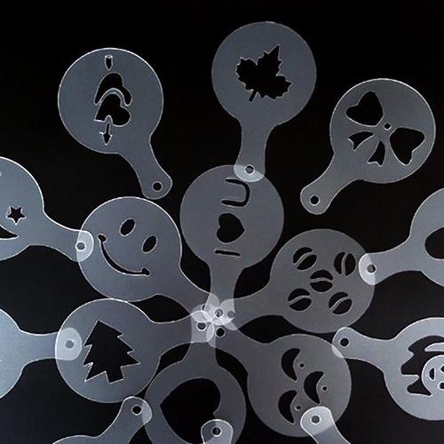 Khuôn trang trí trên mặt tách cà phê độc đáo