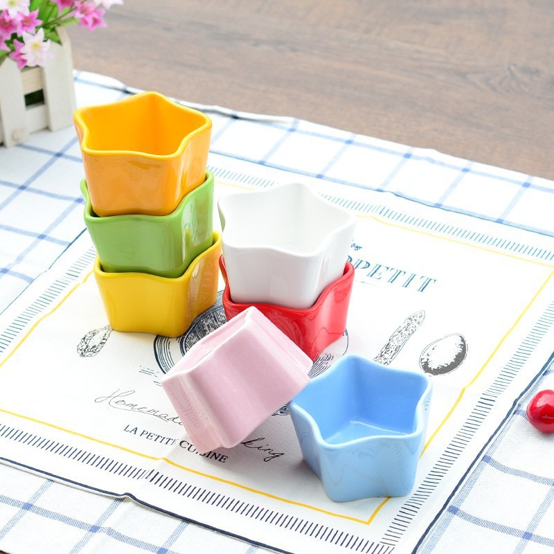 Bát sứ ăn dặm hình sao 80ml - Nhiều màu
