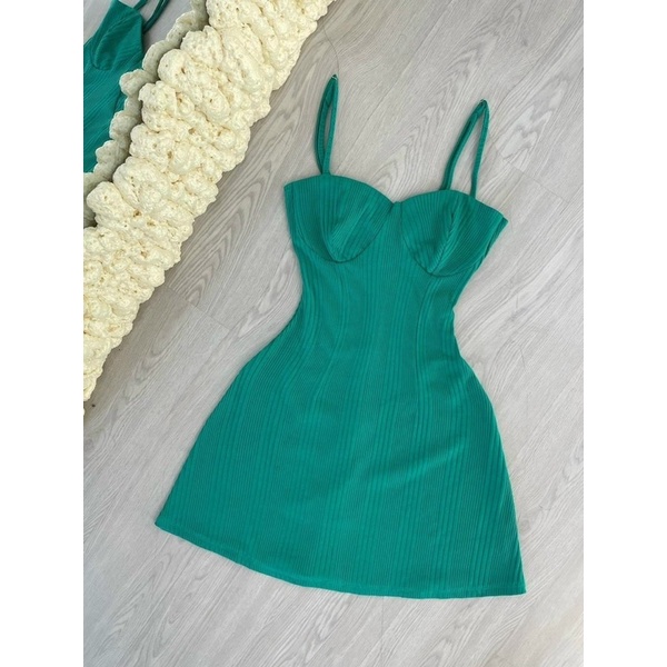 Đầm 2 dây cúp ngực siêu cute