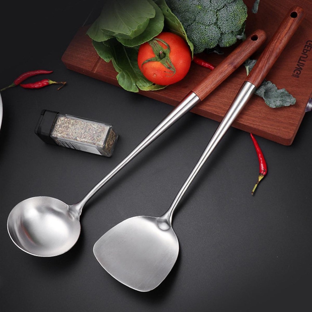 Muỗng Múc Canh Cán Gỗ Thanh Lịch