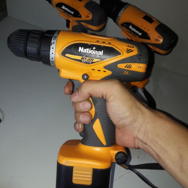 Khoan nhật 12v National
