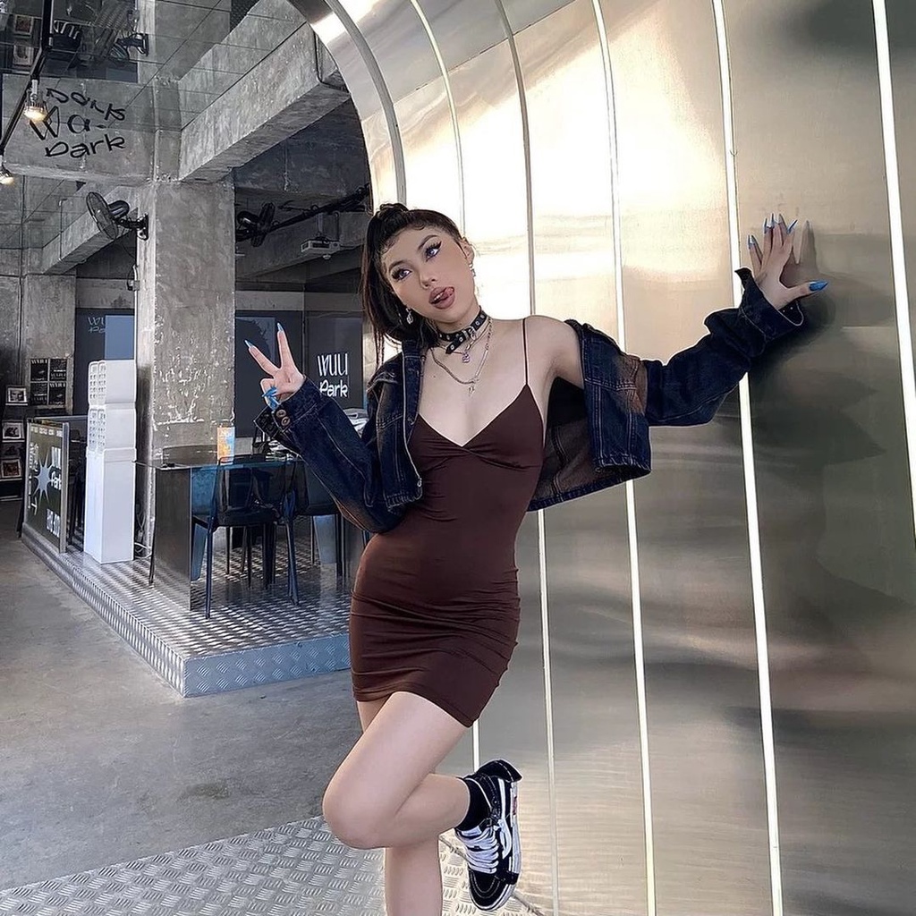 Đầm Body Thun Hai Dây Nâu Dây Mảnh Phong Cách Sexy Quyến Rũ