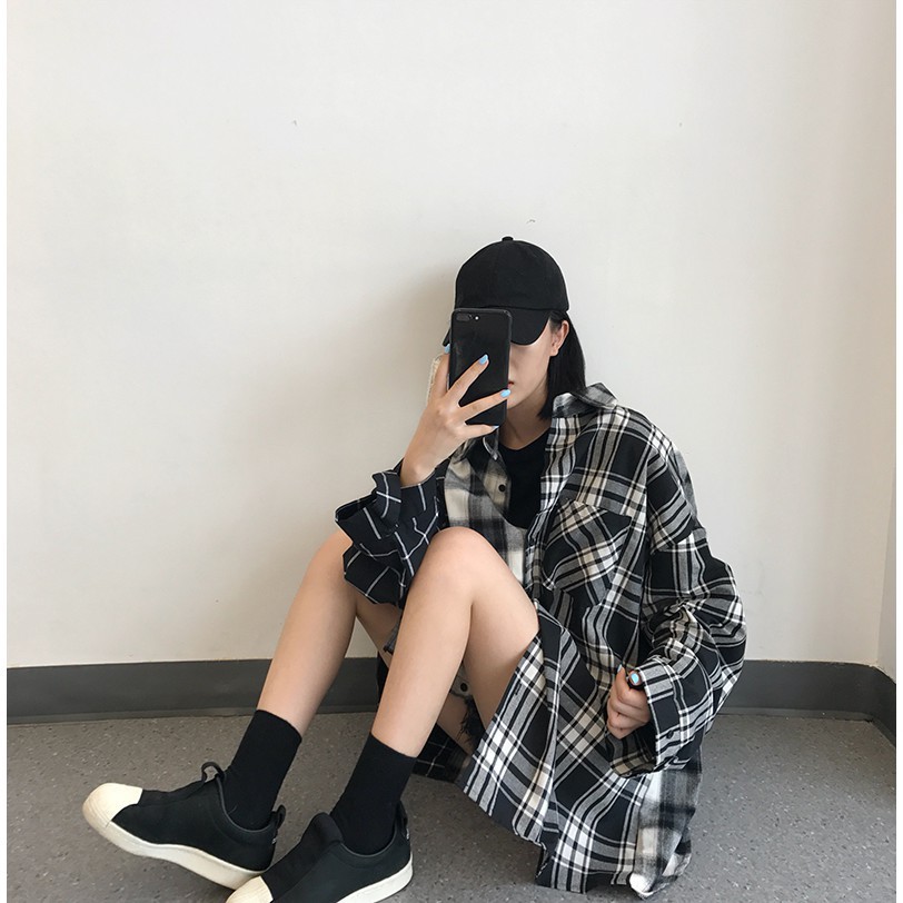 (Có video) Áo khoác POLO sơ mi - Jacket ulzzang oversize unisex Hàn - Áo kẻ caro ulzzang phối màu đen trắng