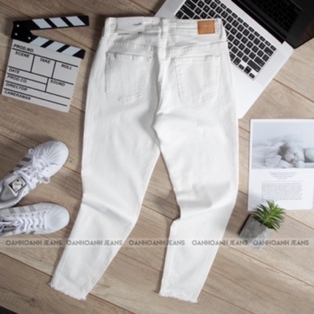 Quần jeans trắng dáng baggy | BigBuy360 - bigbuy360.vn