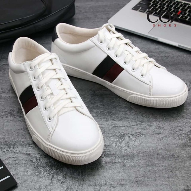 Bata trắng sọc đỏ đen